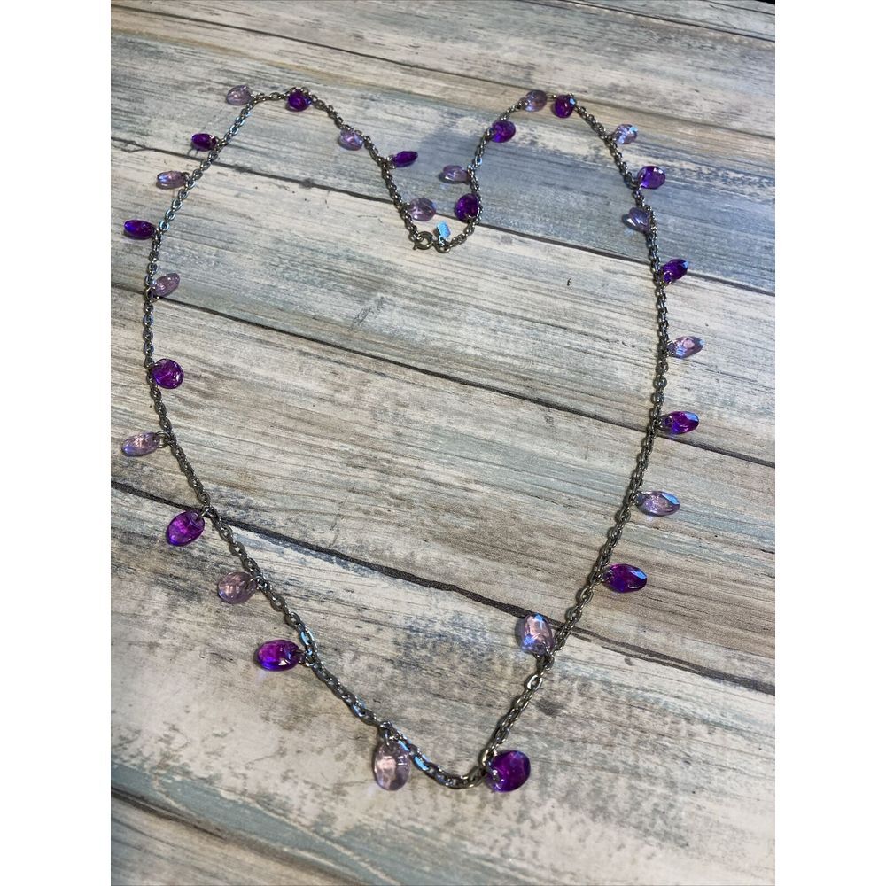 Sarah Coventry‎ LILAC TIME 1975 Necklace Purple Acrylic Faceted 32" Chain Dangle